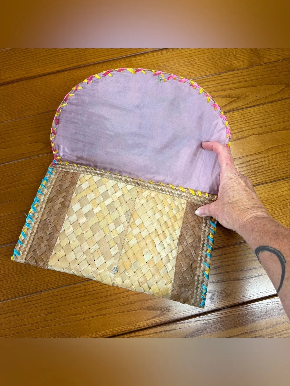 Vintage straw raffia